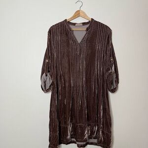 CP SHADES Regina Pin-tuck Velvet Silk Tunic in mauve size small